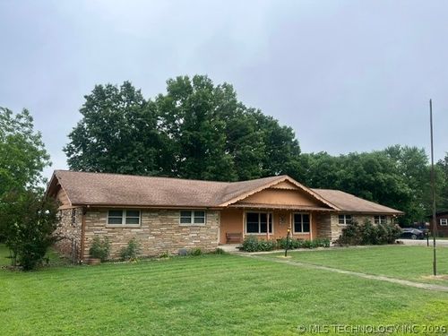 603 7th Ave, Warner, OK, 74469-5511 | Card Image