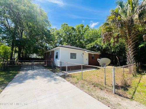 3354 Mabry Ter, Jacksonville, FL, 32254-3053 | Card Image