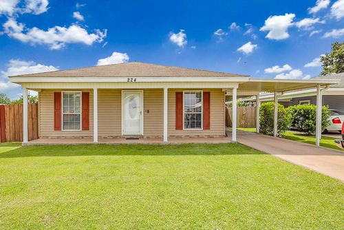 224 Hellier St, Houma, LA, 70363-5018 | Card Image