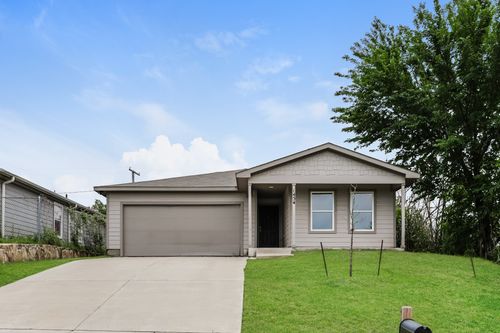 1454 Avenue E, Fort Worth, TX, 76104-5407 | Card Image