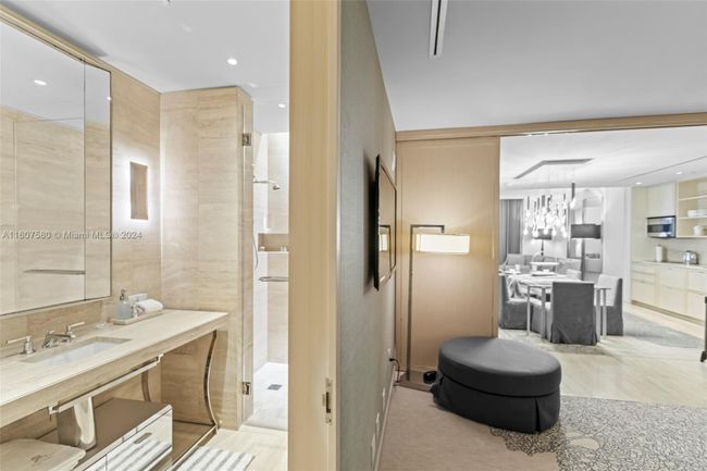 UNIT-1205 - 9703 Collins Ave, Condo with 1 bedrooms, 2 bathrooms and null parking in Bal Harbour FL | Image 7