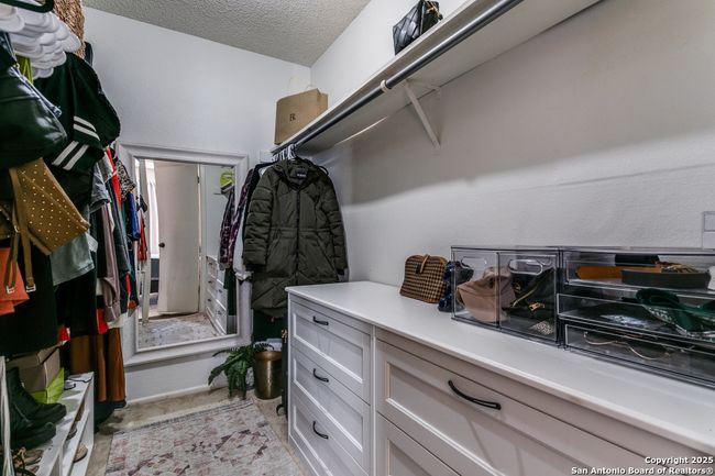 9921 Flatland Trl, House other with 3 bedrooms, 2 bathrooms and null parking in Converse TX | Image 17