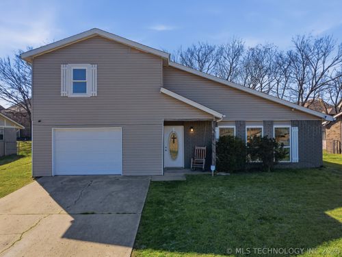 14768 Yukon Ave, Glenpool, OK, 74033-4333 | Card Image