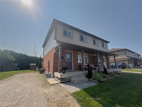 610 Salisbury Ave S, Listowel, ON, N4W1Y9 | Card Image