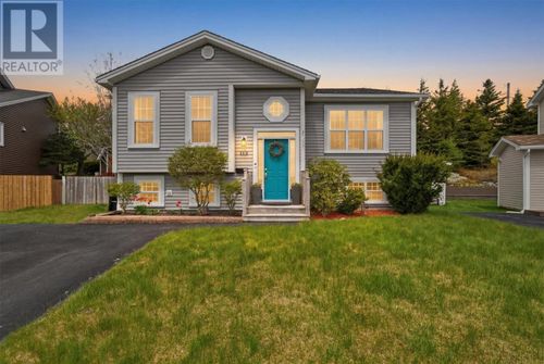 10 Portland Place, St. John's, NL, A1E5P2 | Card Image