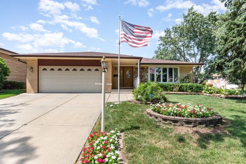 15200 Pine Dr, Oak Forest, IL, 60452-1532 | Card Image