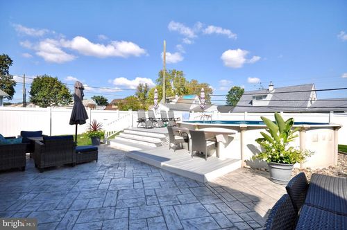 38 Plumtree Rd, LEVITTOWN, PA, 19056-3521 | Card Image