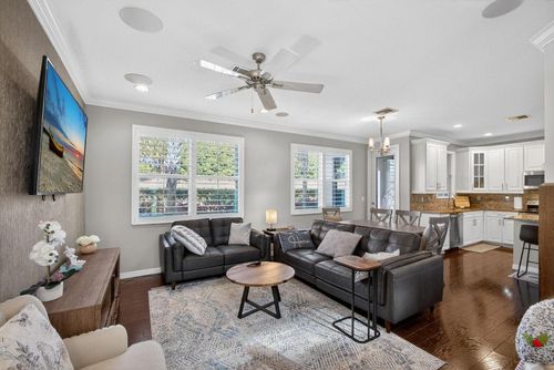 4543 Mediterranean Cir, Palm Beach Gardens, FL, 33418-1000 | Card Image