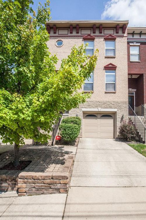 3216 Linwood Ave, Cincinnati, OH, 45226 | Card Image