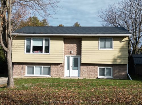 287 Kingsway St, Kincardine, ON, N2Z1G3 | Card Image