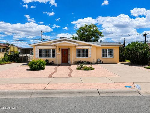 7304 Parkland Dr, El Paso, TX, 79925-3749 | Card Image