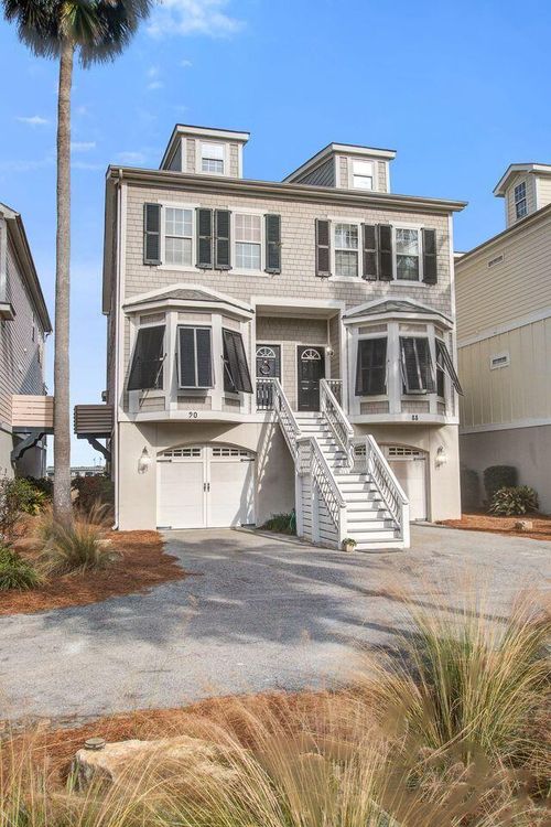 90 W 2nd St, Folly Beach, SC, 29439 | Card Image