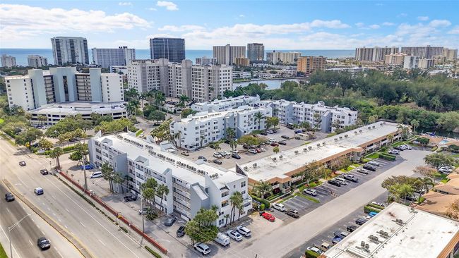 APT-401D - 2860 Ne 14 Th Street Cswy, Condo with 2 bedrooms, 2 bathrooms and null parking in Pompano Beach FL | Image 53