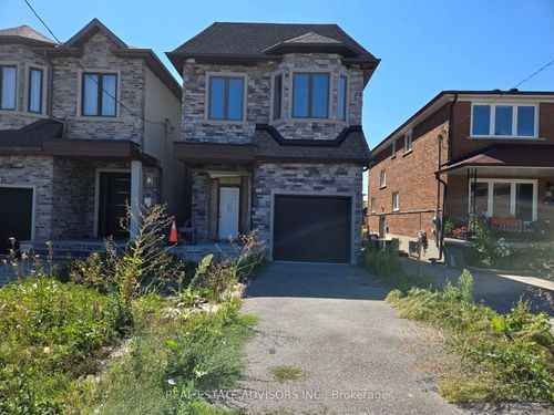 68B Laurel Ave, Scarborough, ON, M1K3J6 | Card Image