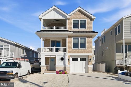 11 E 13th St, LONG BEACH TOWNSHIP, NJ, 08008-2204 | Card Image