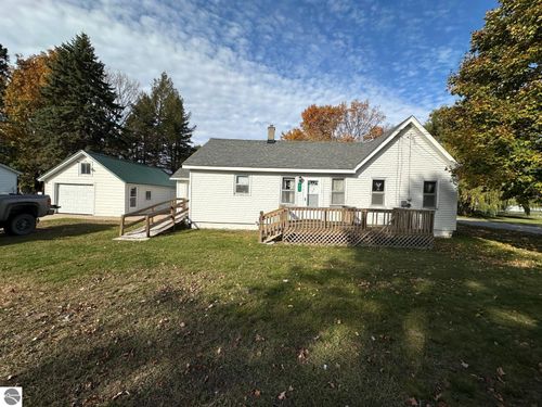 315 E Calhoun St, Mancelona, MI, 49659-9632 | Card Image