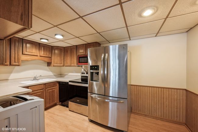 APT-3E - 3325 Kirchoff Rd, Condo with 2 bedrooms, 1 bathrooms and 1 parking in Rolling Meadows IL | Image 4