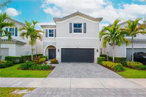 1388 Se 27th Ter, Homestead, FL, 33035-2532 | Card Image