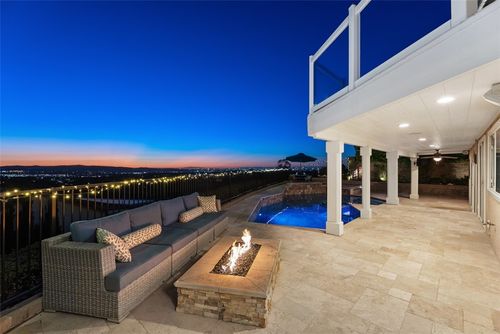 27197 Via Aurora, Mission Viejo, CA, 92691-2111 | Card Image