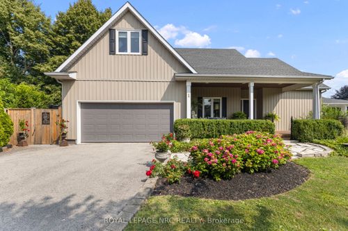 1 Karsam Crt, Niagara on the Lake, ON, L0S1J0 | Card Image
