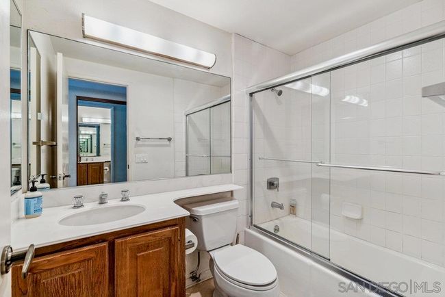 34 Montego Ct, Condo with 2 bedrooms, 3 bathrooms and 2 parking in Coronado CA | Image 27