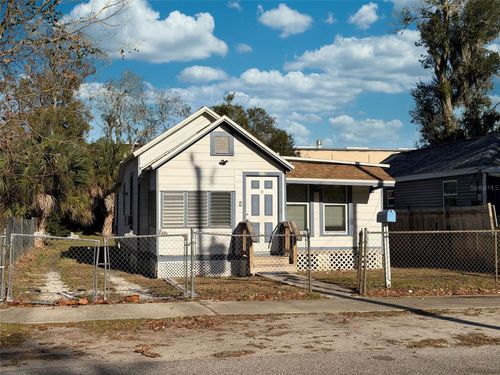 335 Maple St, Daytona Beach, FL, 32114-4829 | Card Image