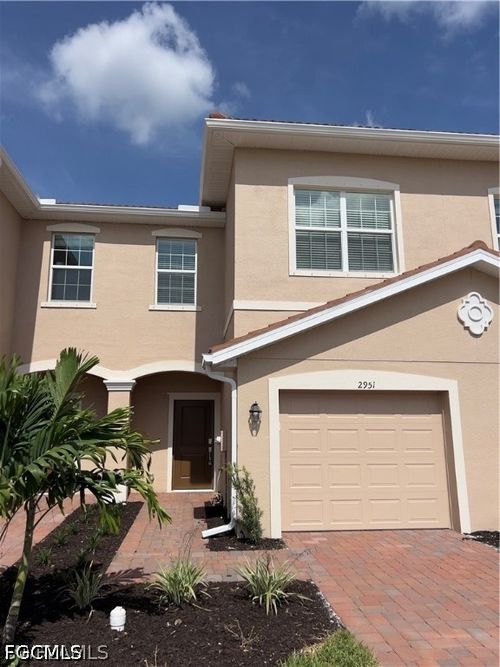 2951 Citrus St, NAPLES, FL, 34120-5715 | Card Image