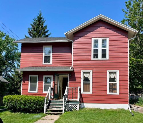 119 N 2nd St, Evansville, WI, 53536-1149 | Card Image