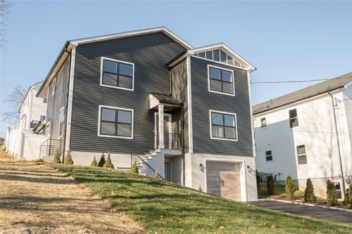 51 Patmore Ave, Yonkers, NY, 10710-5417 | Card Image