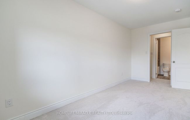 28 Yvonne Dr, House attached with 3 bedrooms, 4 bathrooms and 1 parking in Brampton ON | Image 20