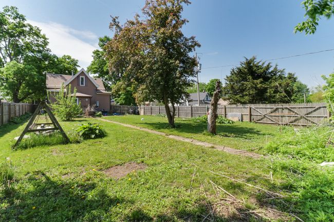 201 E Boundary St, House other with 4 bedrooms, 2 bathrooms and 2 parking in Stanford IL | Image 28