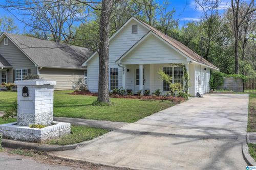 741 47th Pl S, BIRMINGHAM, AL, 35222-3433 | Card Image