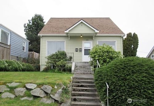 b-4725 35th Ave Sw, Seattle, WA, 98126-2708 | Card Image