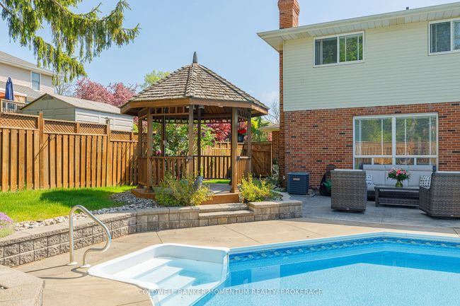 2 Greenvale Crt, House other with 3 bedrooms, 3 bathrooms and 4 parking in Fonthill ON | Image 41