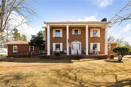 171 Lakey Dr, Mocksville, NC, 27028-8306 | Card Image