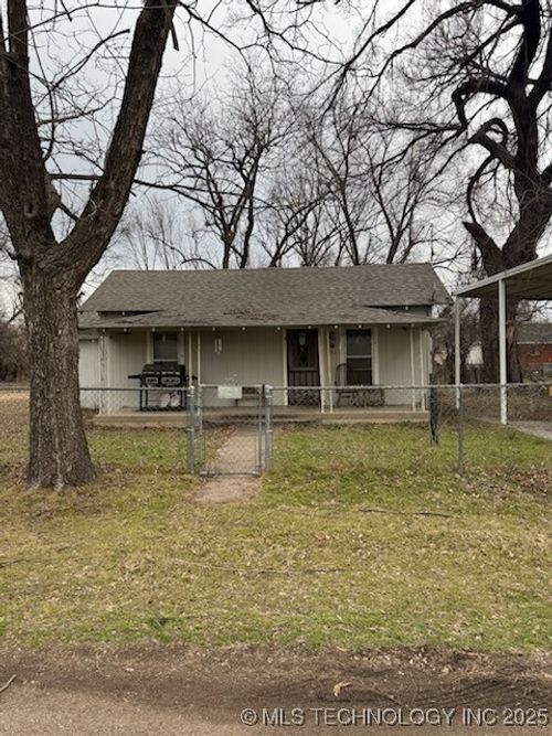 824 Long Street, Sand Springs, OK, 74063 | Card Image