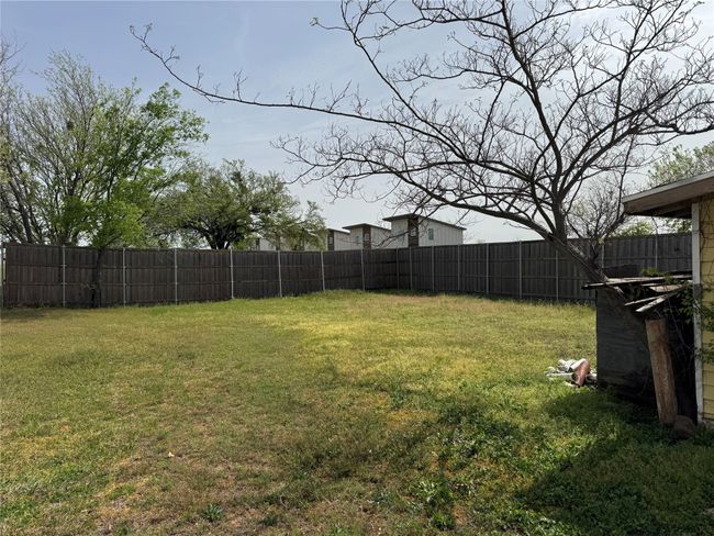411 Decatur St, House other with 2 bedrooms, 1 bathrooms and null parking in Bowie TX | Image 4