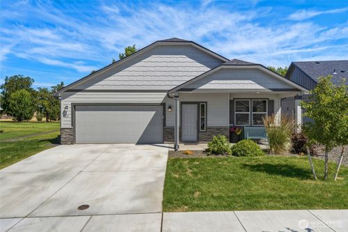1131 Ava St, Walla Walla, WA, 99362-5536 | Card Image