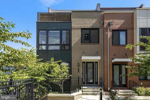 120 Cambria Walk, ALEXANDRIA, VA, 22304-3082 | Card Image