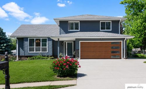 826 Arlene Avenue, Papillion, NE, 68046 | Card Image