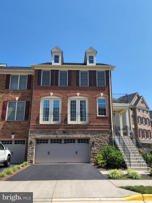 25020 Cambridge Hill Ter, CHANTILLY, VA, 20152-3240 | Card Image