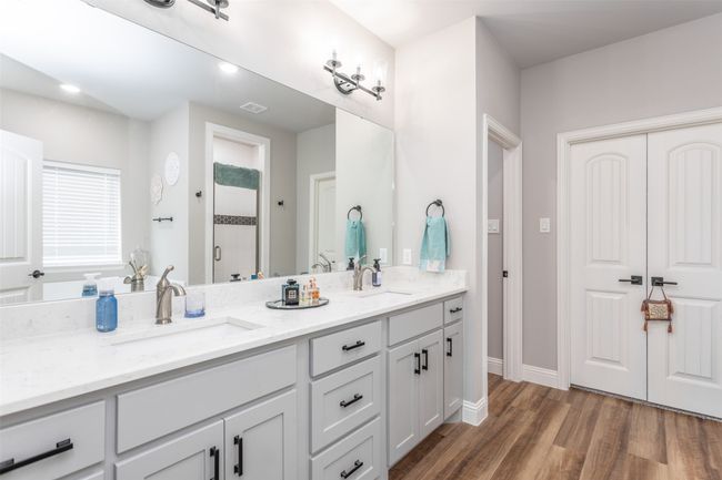 105 Cocopa Cv, House other with 4 bedrooms, 3 bathrooms and null parking in Lake Kiowa TX | Image 20