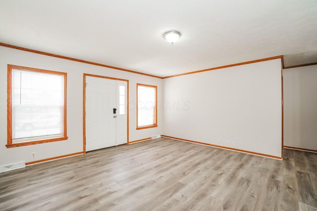 311 Genoa Rd, House other with 3 bedrooms, 2 bathrooms and null parking in Commercial Point OH | Image 5