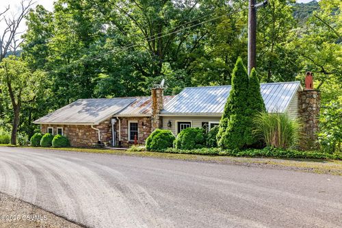 1035 Penns Creek Rd, Mifflinburg, PA, 17844-8124 | Card Image