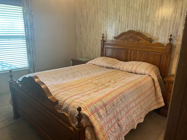 Master Bedroom | Image 19