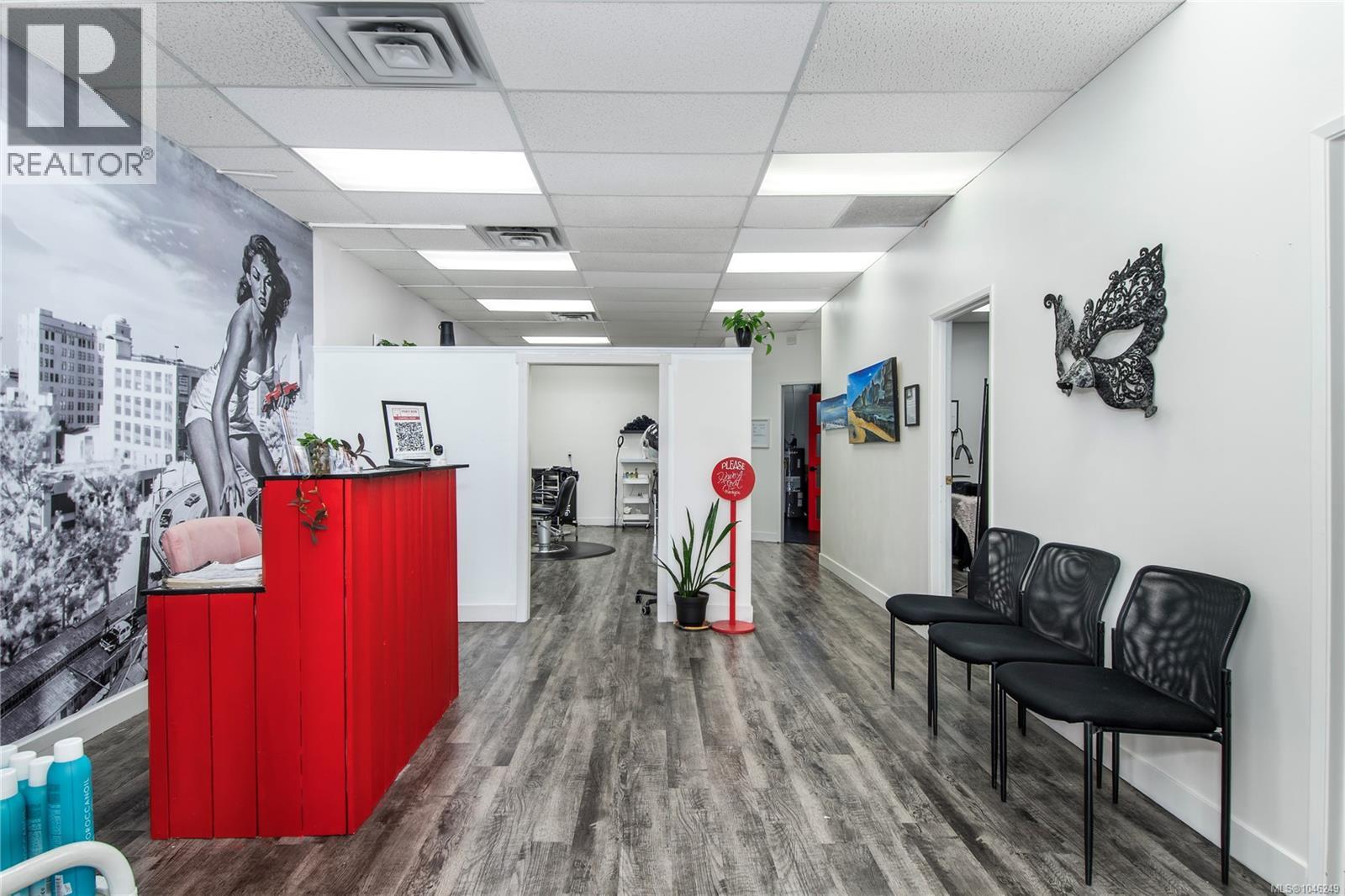 Commercial Lease in Campbell River 3
