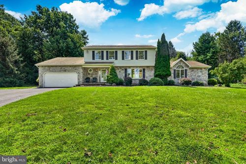 1299 Lone Eagle Rd, COATESVILLE, PA, 19320-4766 | Card Image