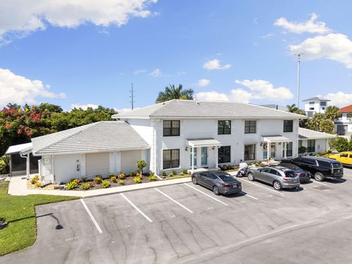 p3-14 Marco Villas Dr, Marco Island, FL, 34145-4654 | Card Image