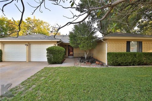 3234 Winterhawk Dr, Abilene, TX, 79606-3359 | Card Image