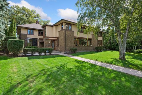 2409 E Lake Of The Isles Pkwy, Minneapolis, MN, 55405-2479 | Card Image